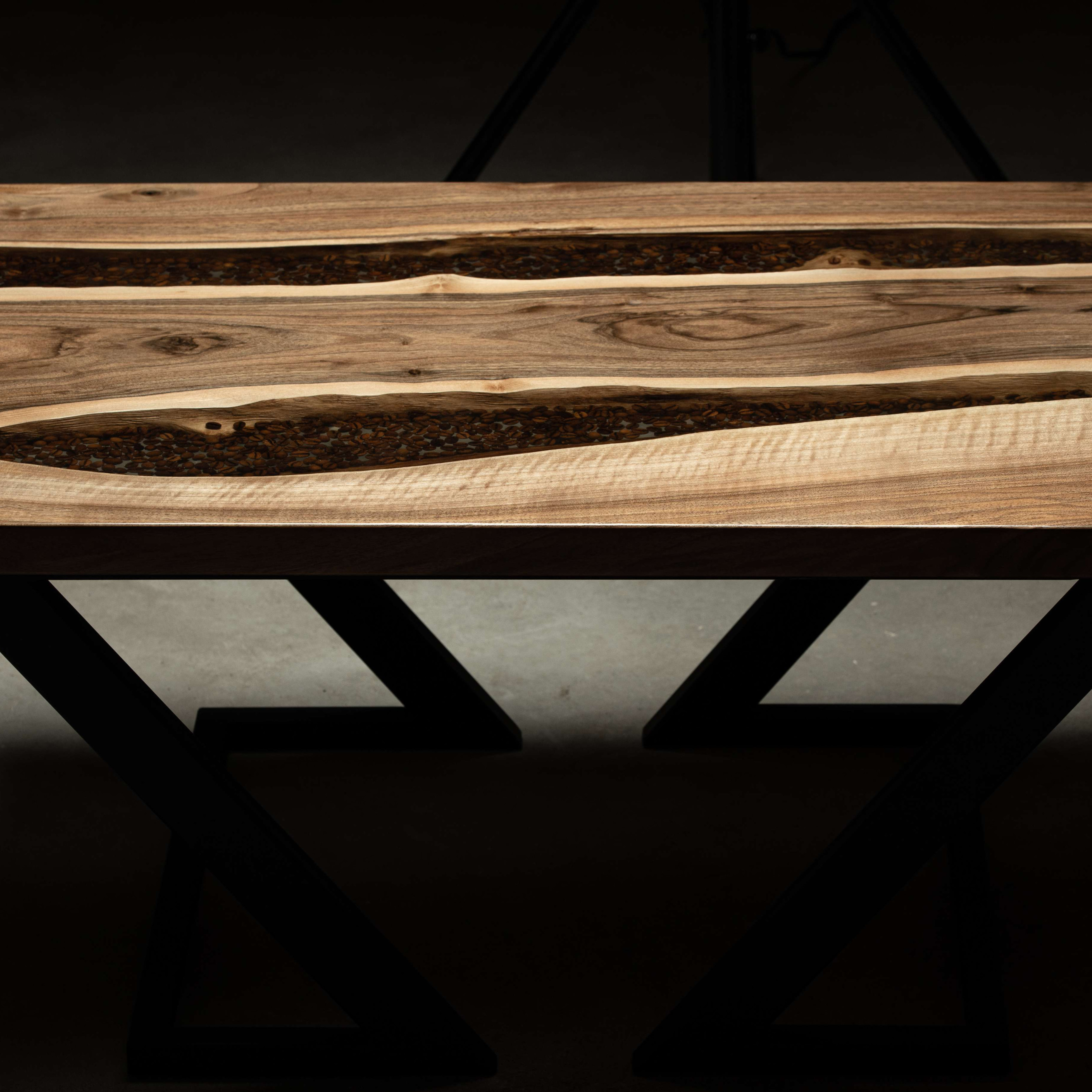 productfoto zwarte epoxy tafel