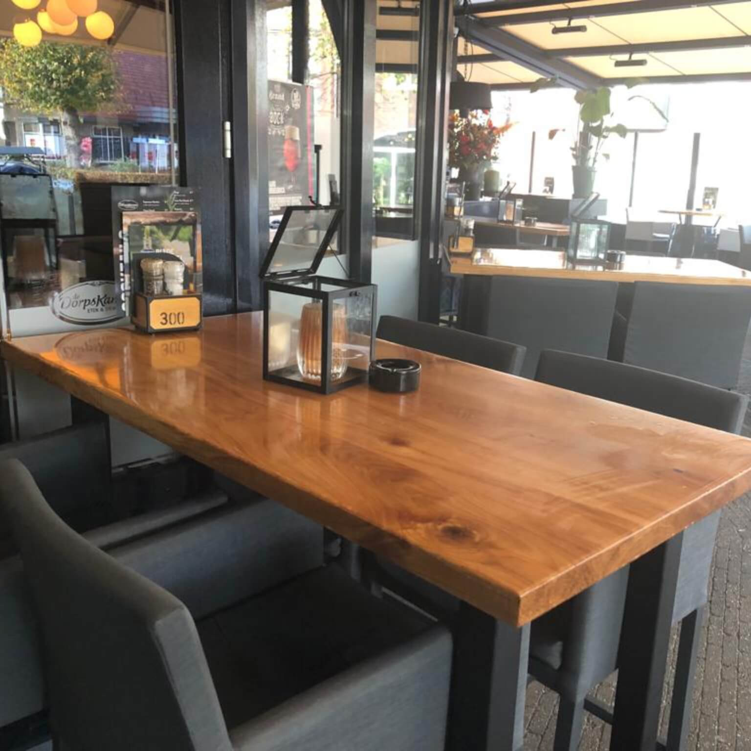horeca-eiken-tafel.jpg